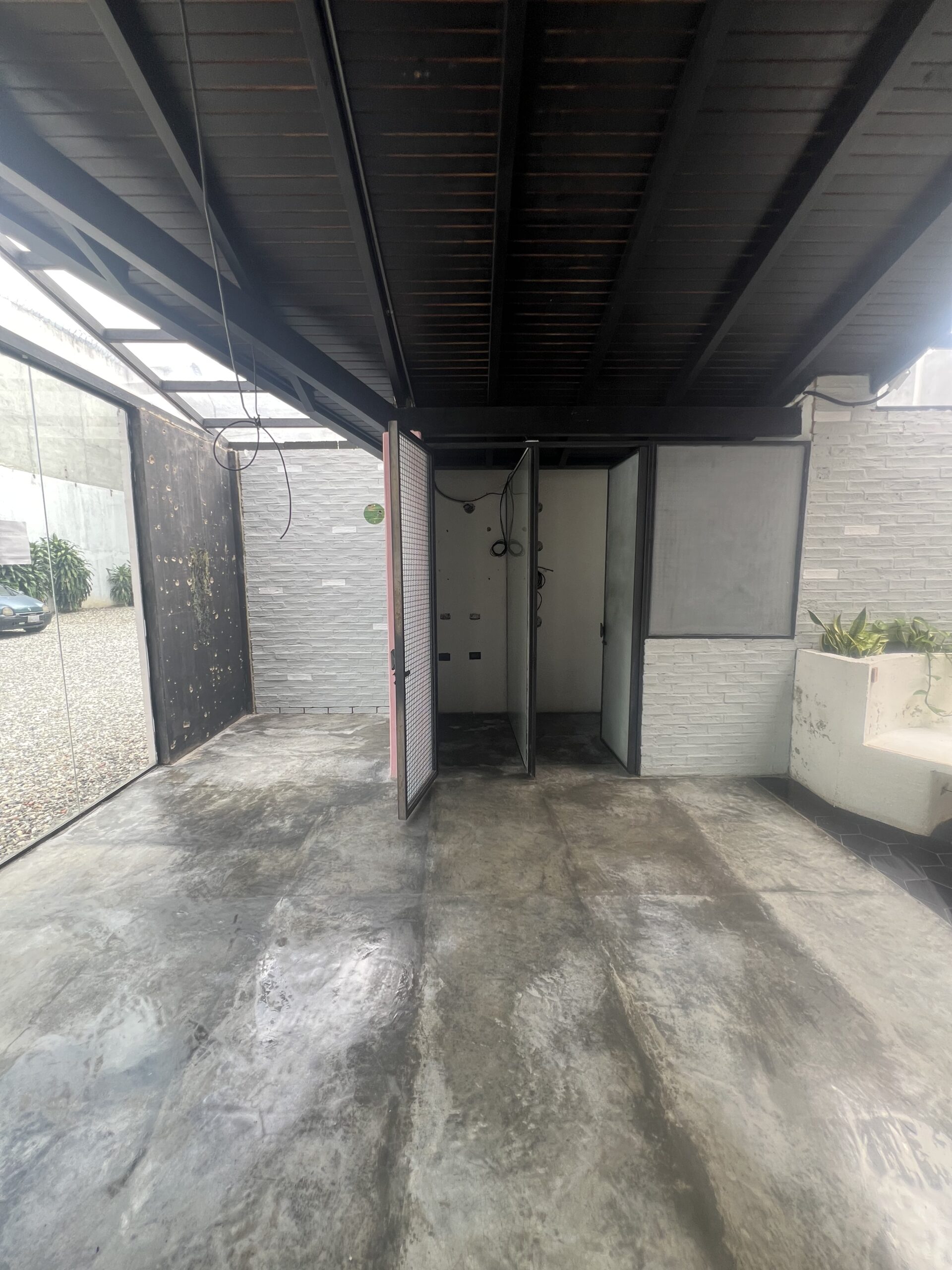 Preciosos Locales desde 20-130M2