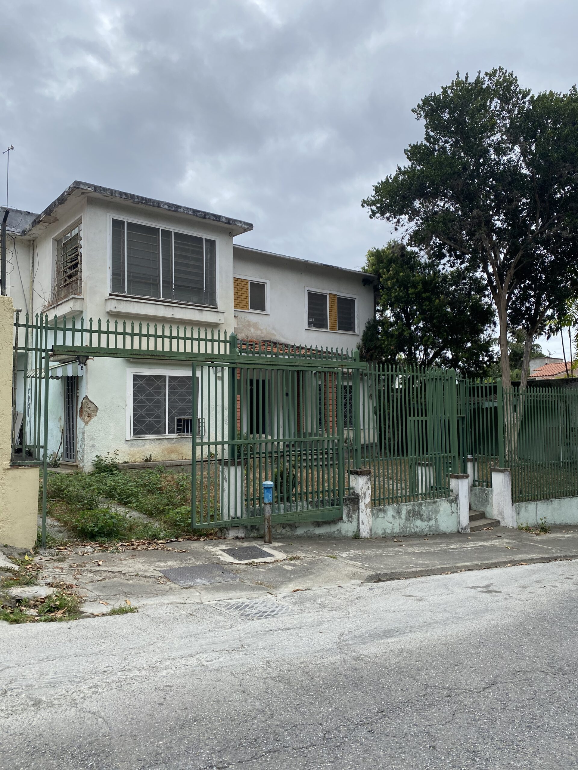 Hermosa Casa para remodelar de 550M2