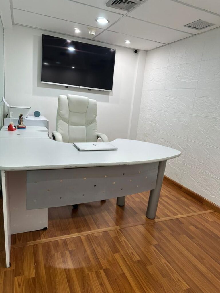 Alquiler de Oficina en las Mercedes con 19M2