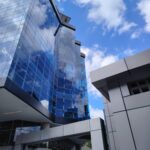 VENTA DE OFICINA COMERCIAL EN TORRE Q 400M2- SUBIDA DE LOS NARANJOS