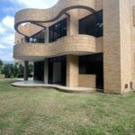 Alquiler de Casa en Prados del Este en la Montaña Moser de 700M2