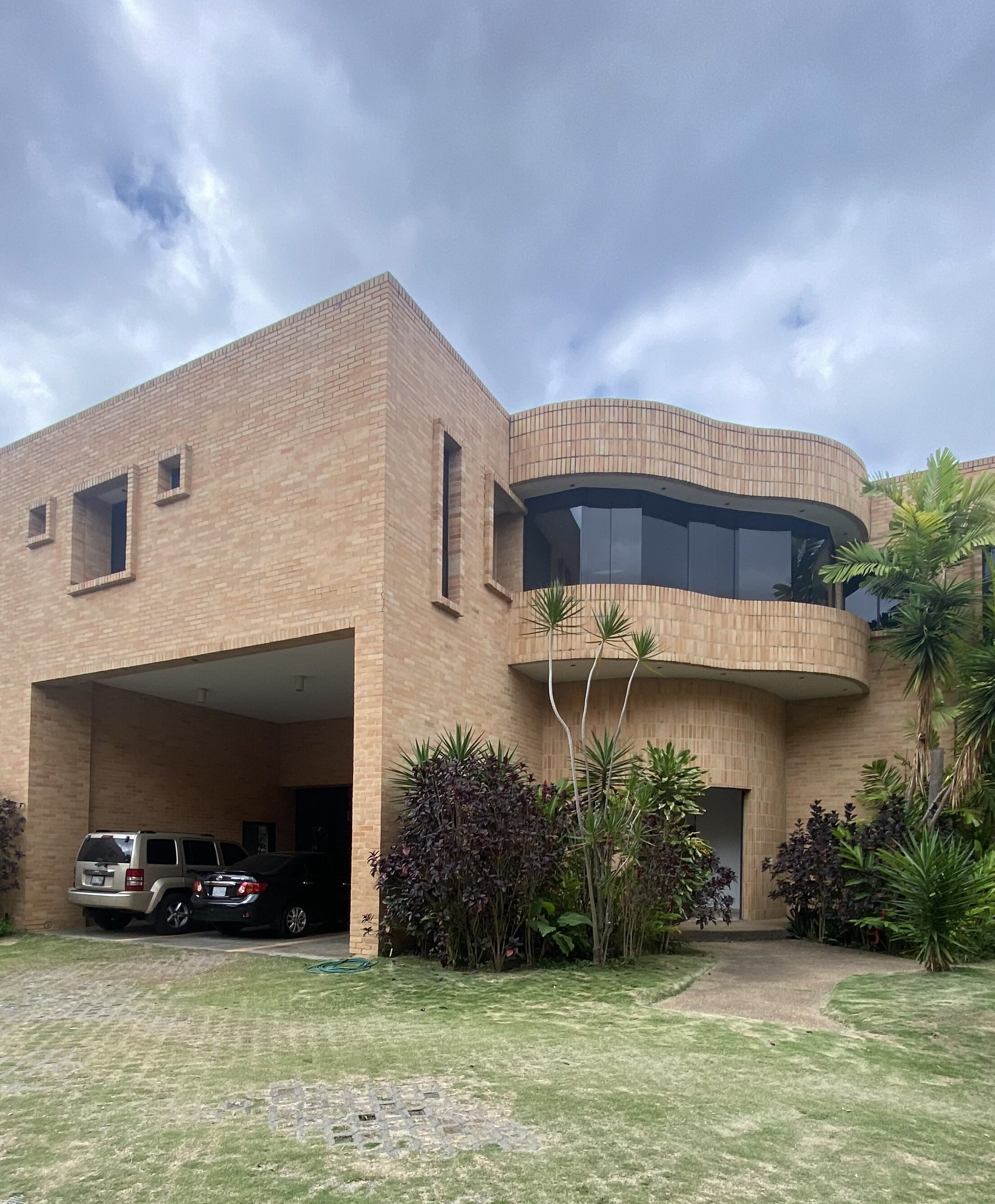 Alquiler de Casa en Prados del Este en la Montaña Moser de 700M2