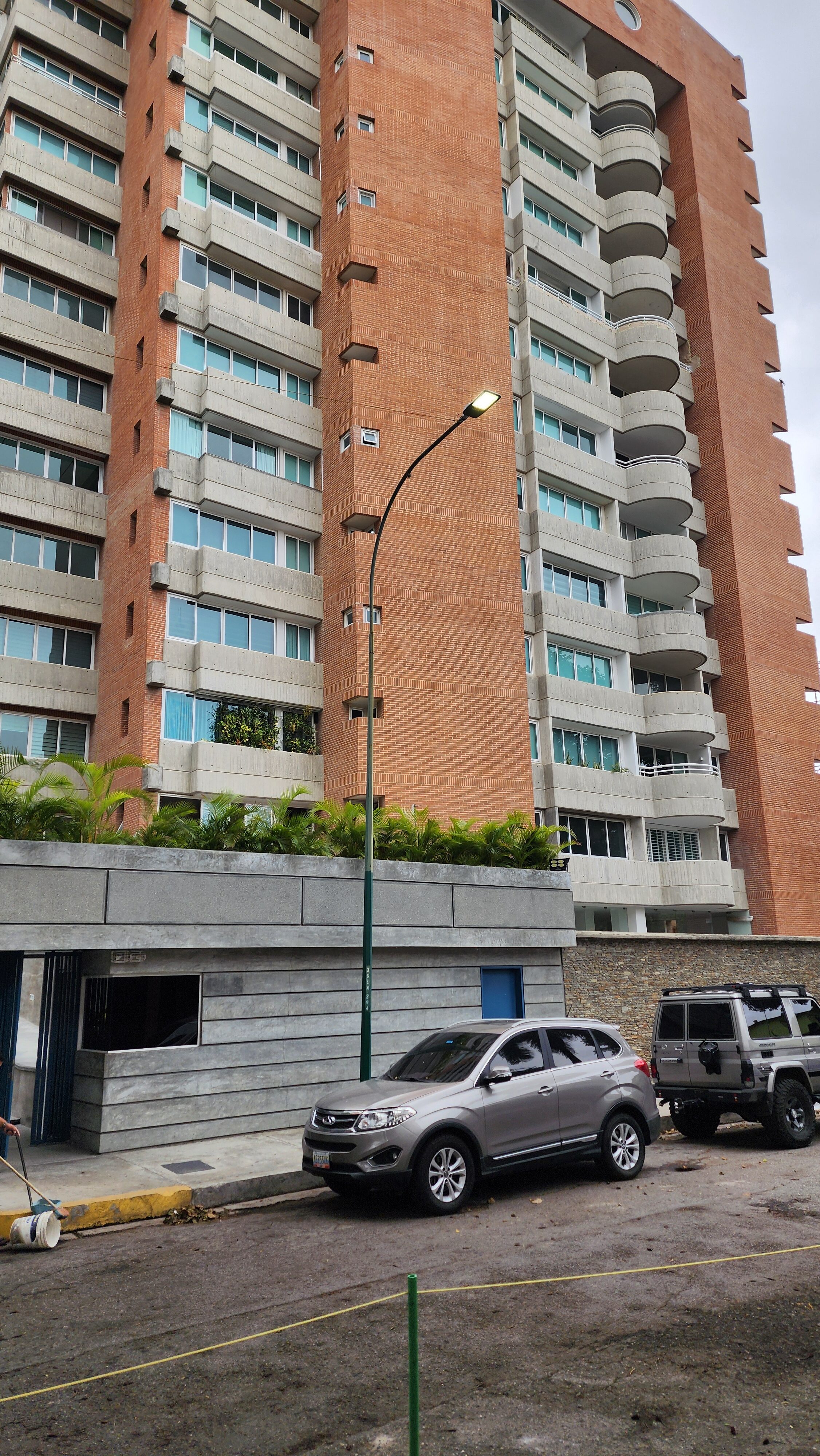 Alquiler de Apartamento en El Rosal Res.801 de 80,41M2