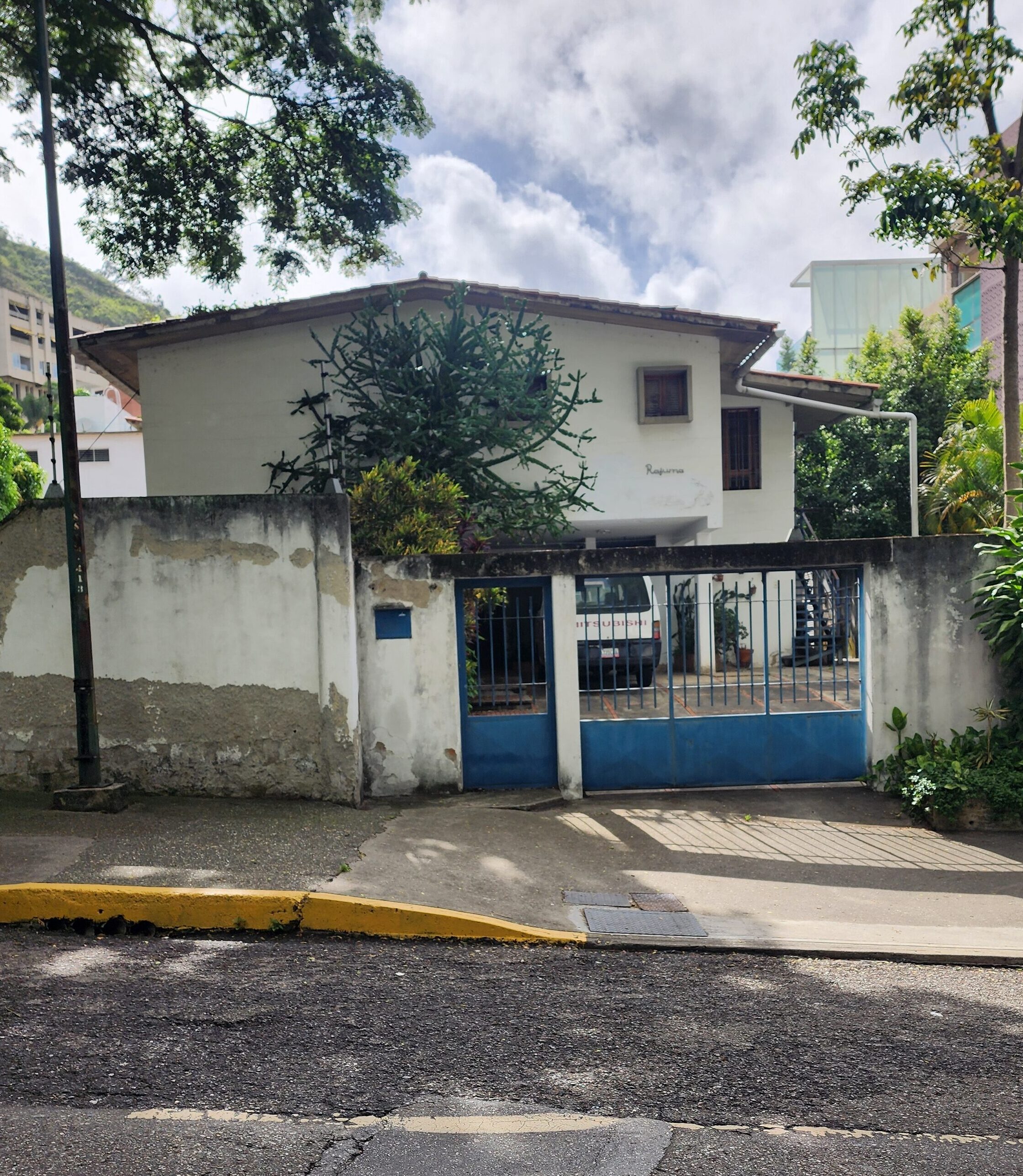 Venta Casa en Altamira con alto potencial de 849M2