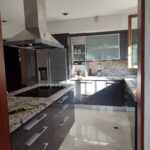 Alquiler de Casa Urb. Miranda 2000m² calle cerrada con vigilancia